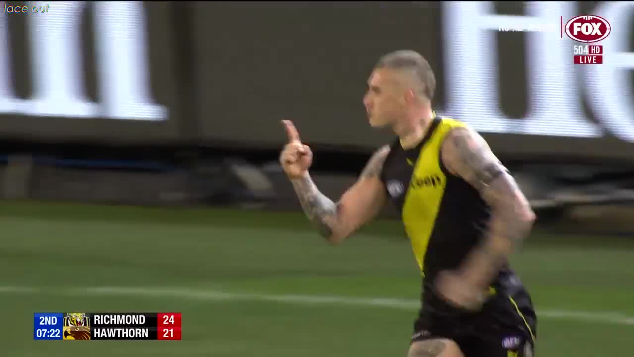 Dustin Martin goal from the boundary vs Hawthorn